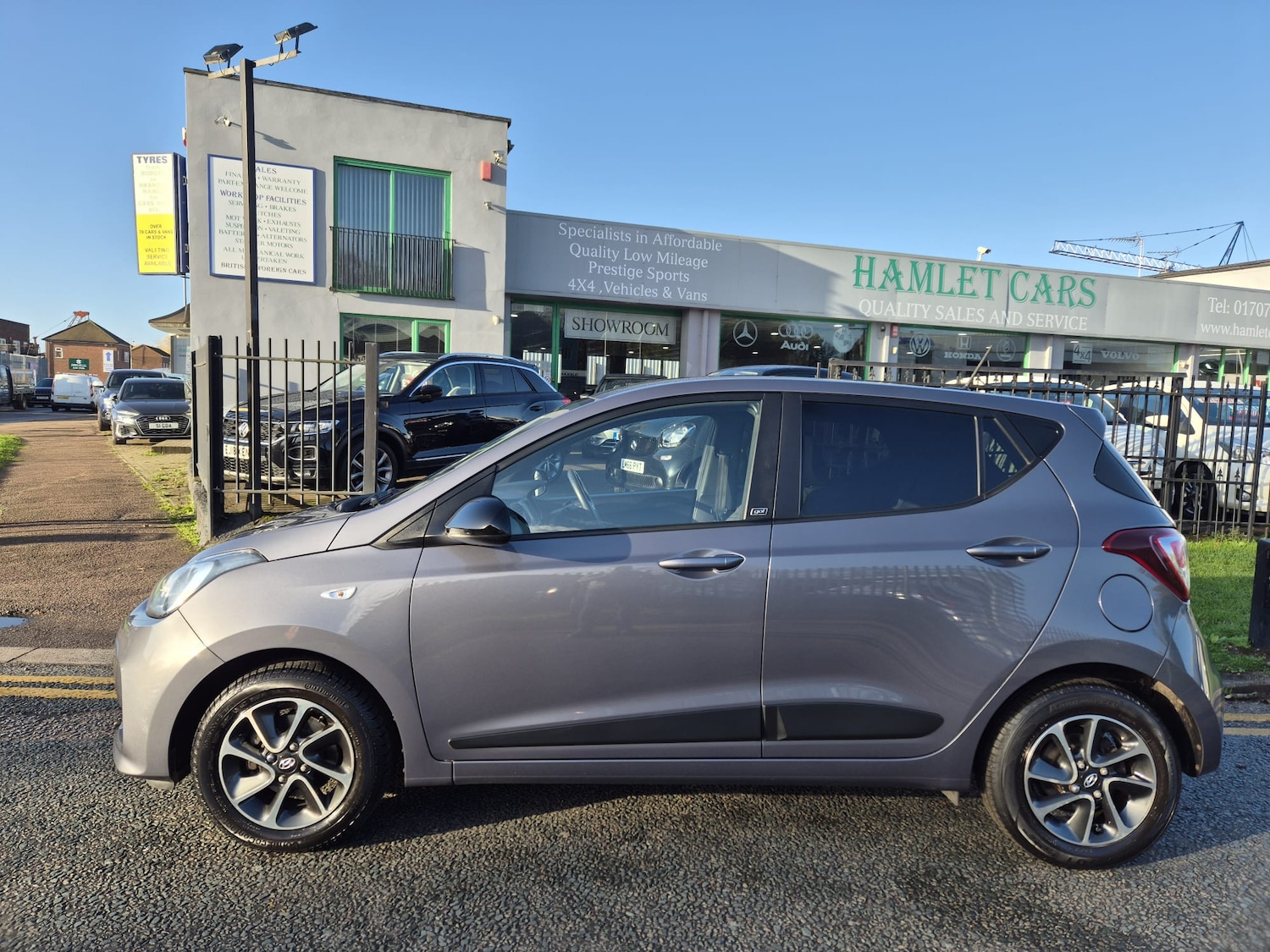 Used Hyundai i10 2018 for sale - 76391927: Photo 3
