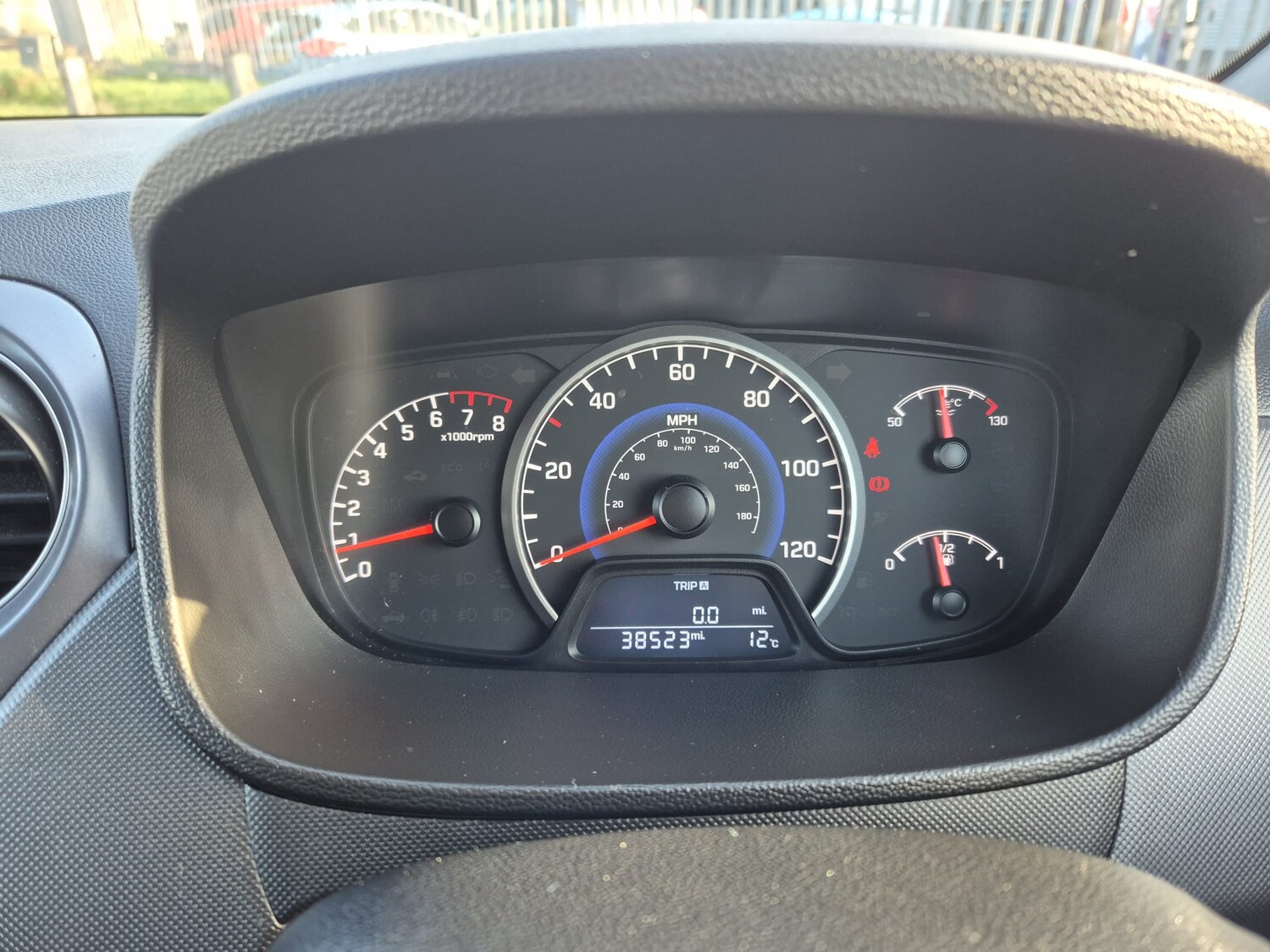 Used Hyundai i10 2018 for sale - 76391927: Photo 6