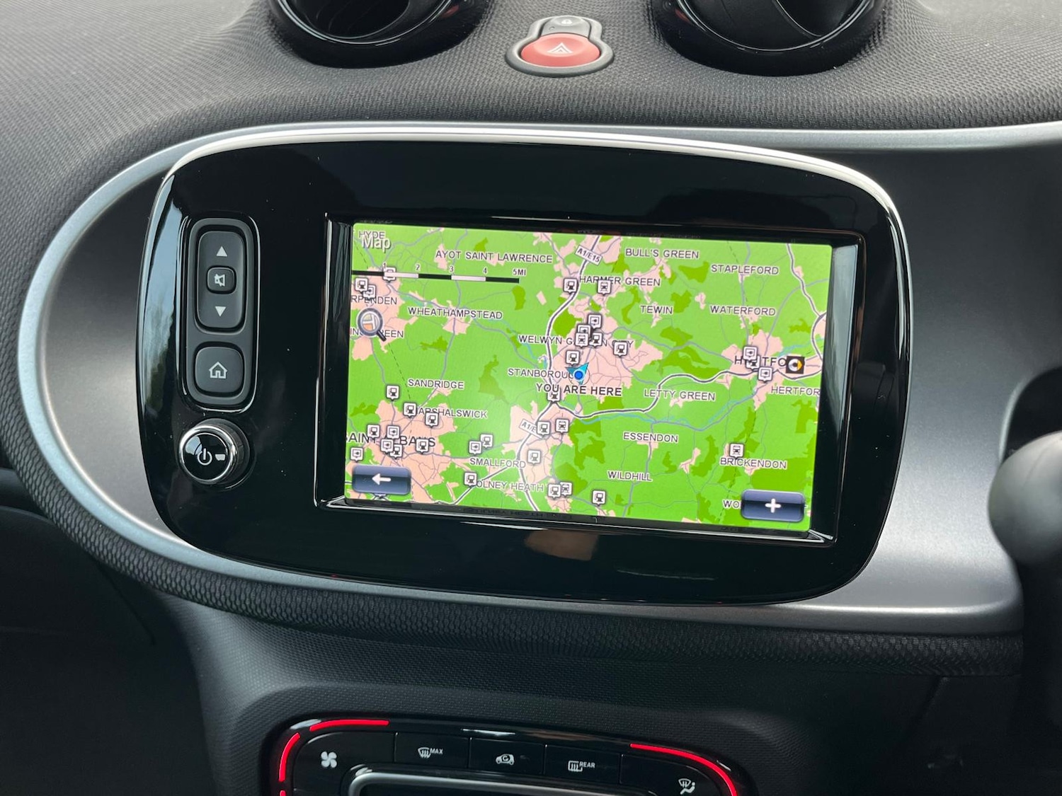 Used smart fortwo 2015 for sale - 76863091: Photo 3