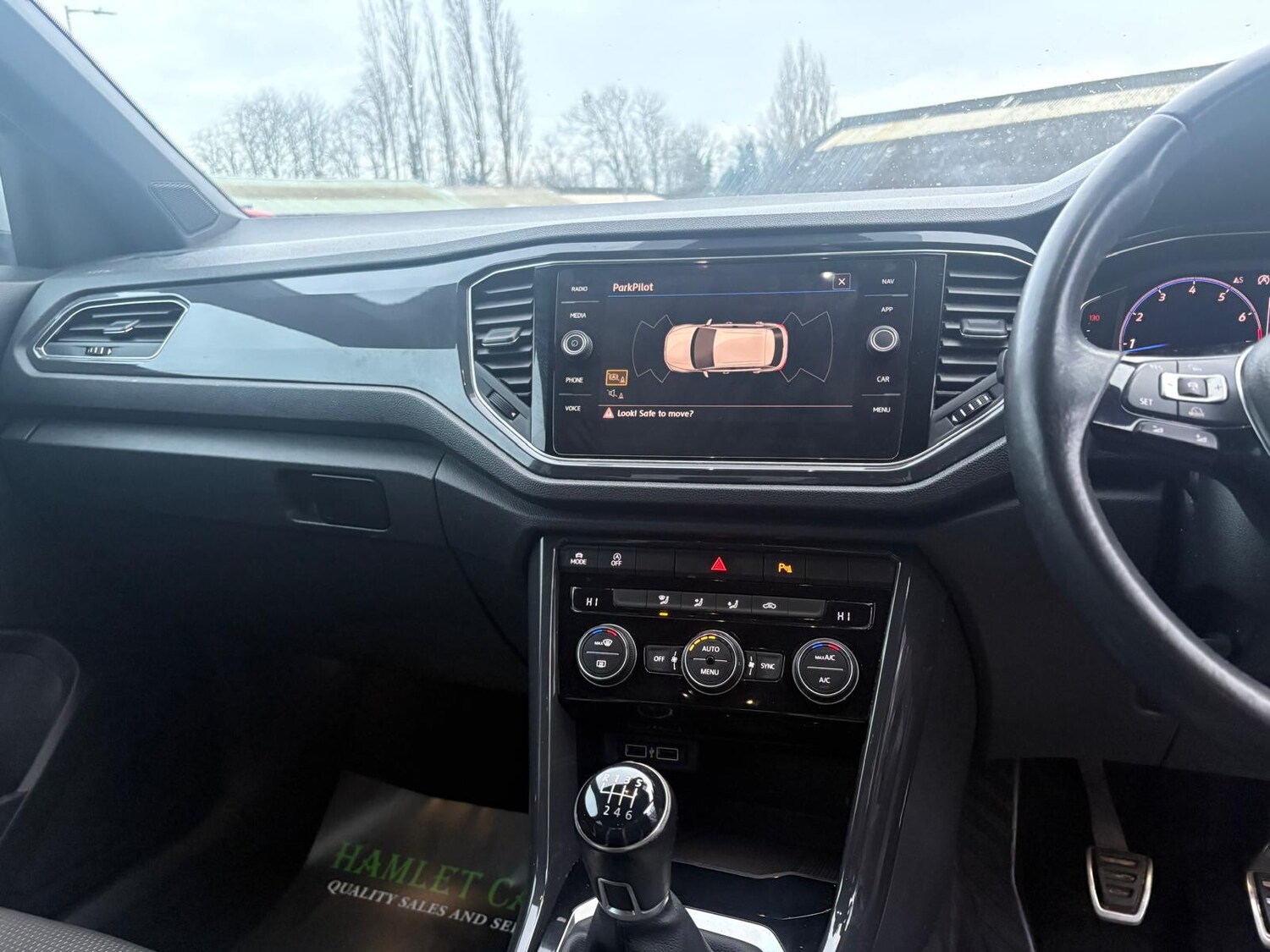 Used Volkswagen T-Roc 2018 for sale - 76905181: Photo 12