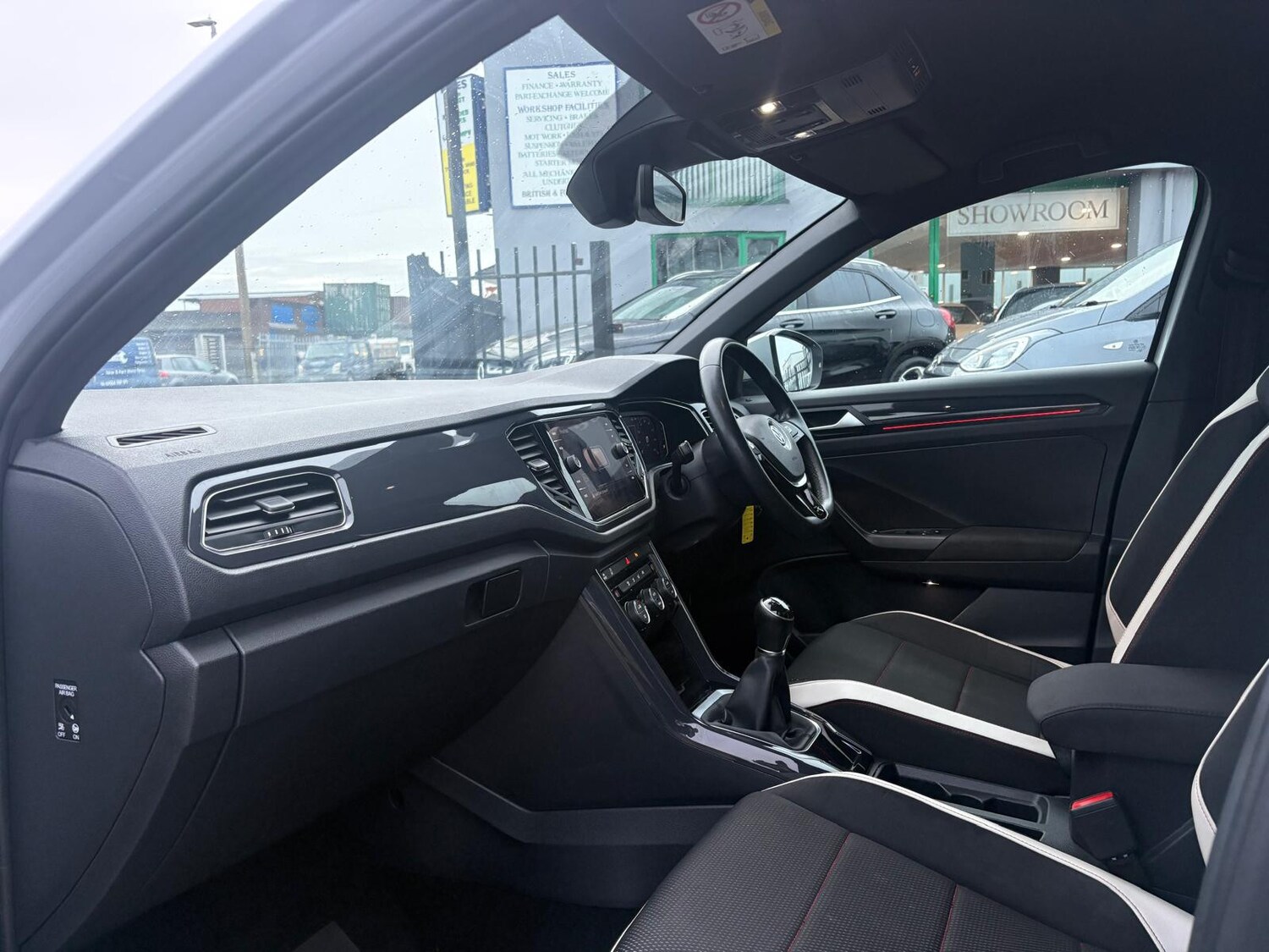 Used Volkswagen T-Roc 2018 for sale - 76905181: Photo 19