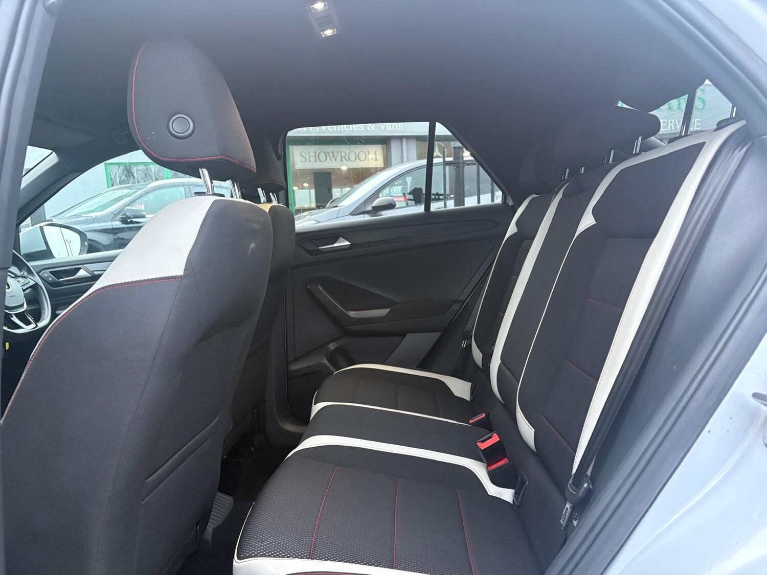 Used Volkswagen T-Roc 2018 for sale - 76905181: Photo 20