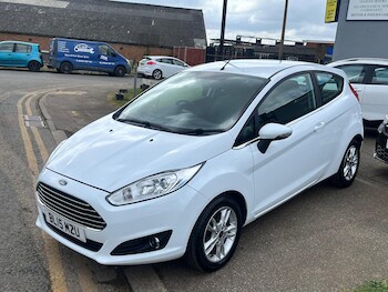 Used Ford Fiesta 2015 for sale - 79167872: Photo