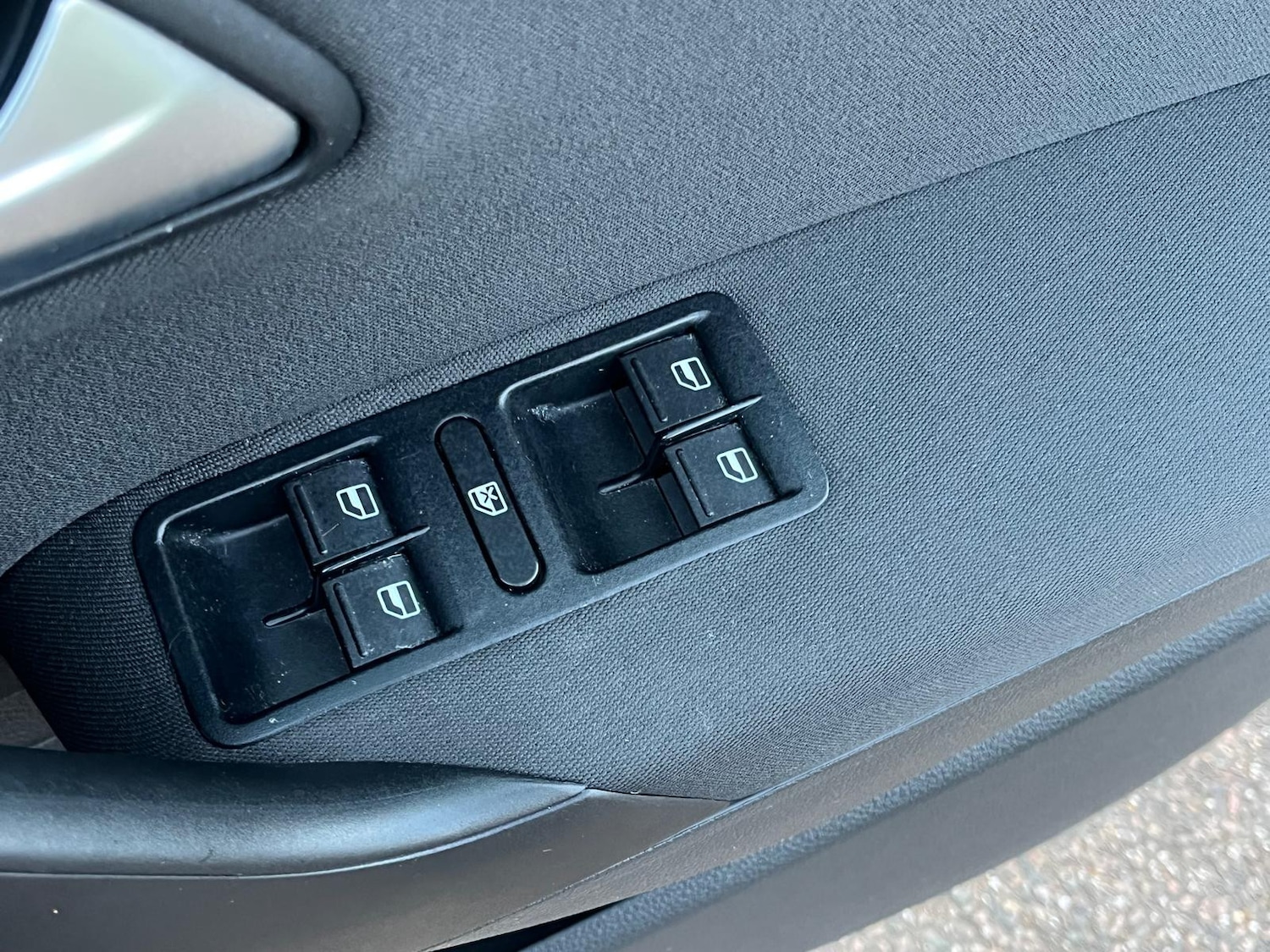 Used Volkswagen Polo 2012 for sale - 76724085: Photo 16