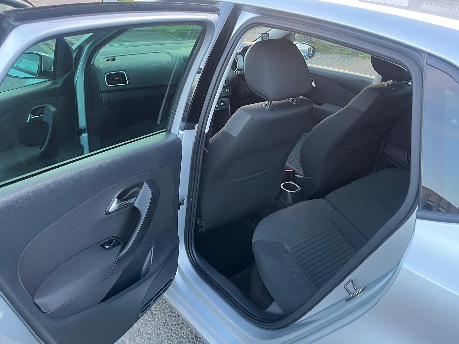 Used Volkswagen Polo 2012 for sale - 76724085: Photo 20