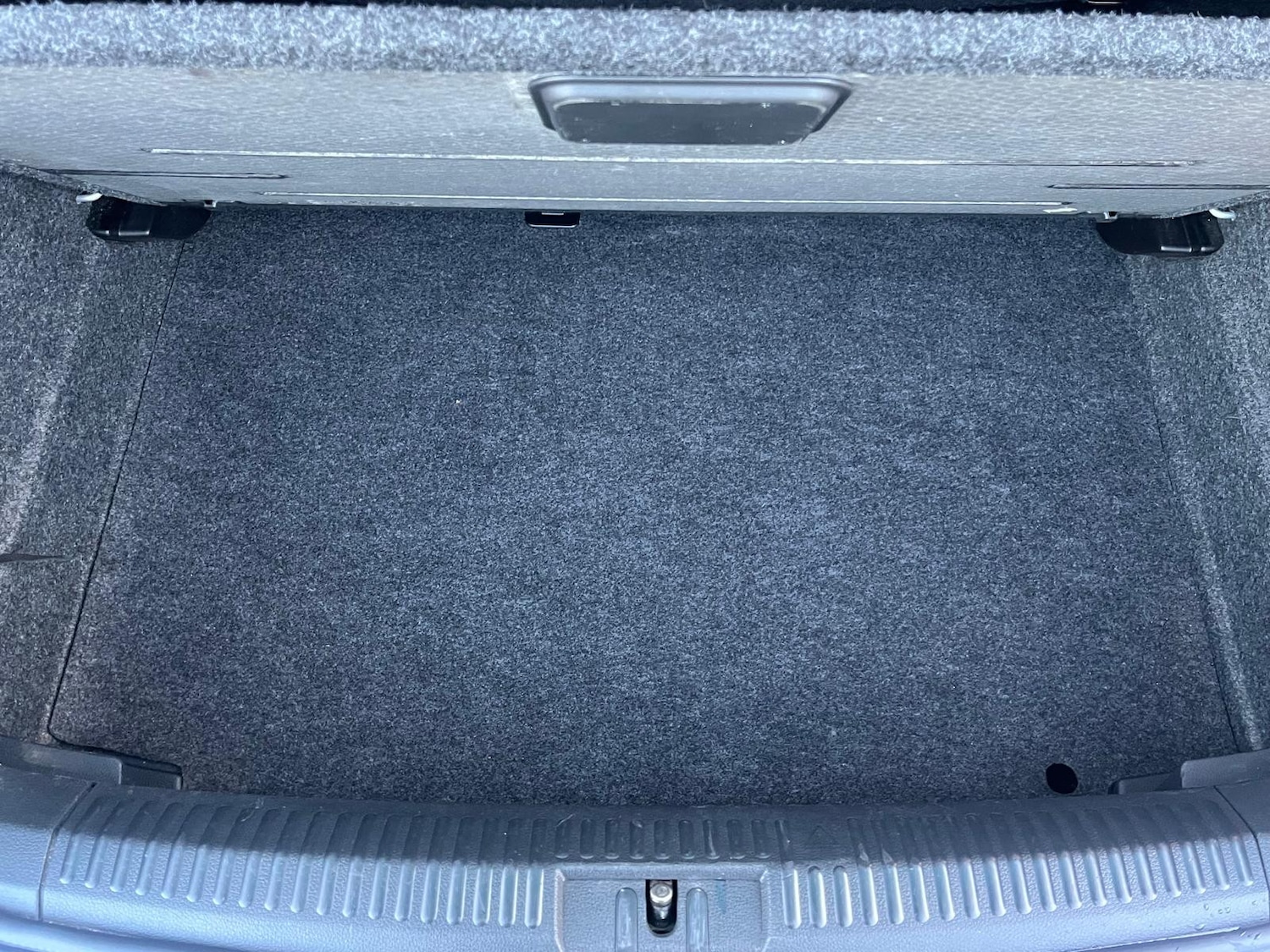 Used Volkswagen Polo 2012 for sale - 76724085: Photo 21