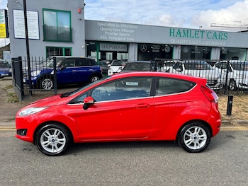 Used Ford Fiesta 2017 for sale - 79514372: Photo