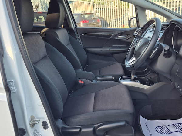 Used Honda Jazz 2015 for sale - 74488732: Photo 15