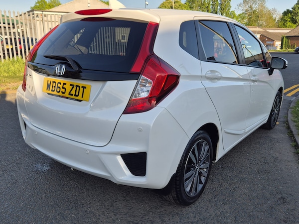 Used Honda Jazz 2015 for sale - 74488732: Photo 25