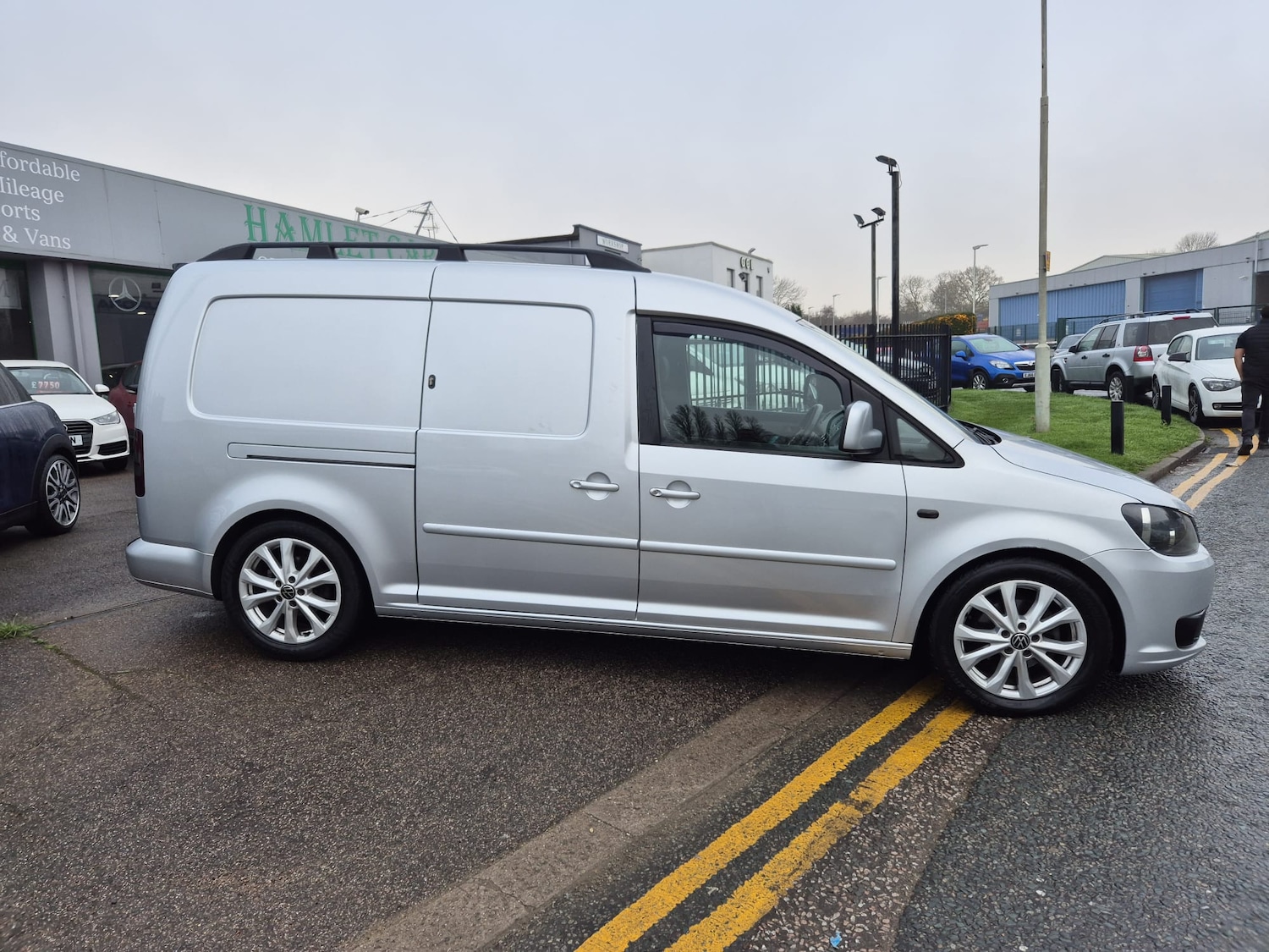 Used Volkswagen Caddy Maxi 2014 for sale - 76577427: Photo 24