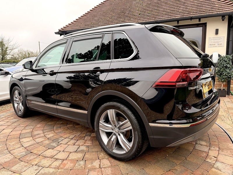 Used Volkswagen Tiguan 2019 for sale - 77547793: Photo 12