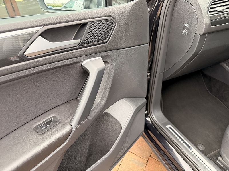 Used Volkswagen Tiguan 2019 for sale - 77547793: Photo 29