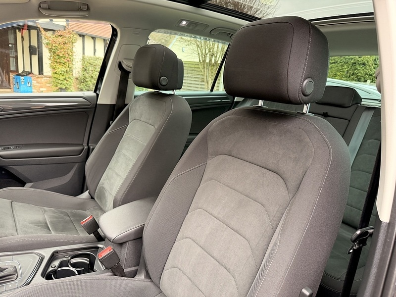 Used Volkswagen Tiguan 2019 for sale - 77547793: Photo 32