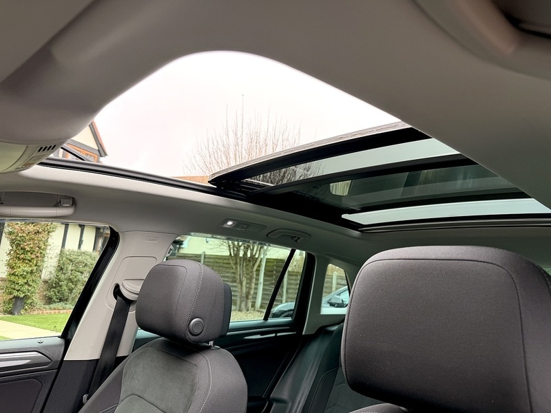 Used Volkswagen Tiguan 2019 for sale - 77547793: Photo 34