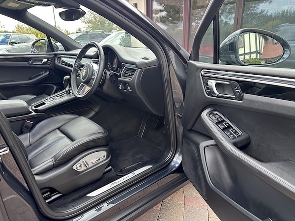 Used Porsche Macan 2017 for sale - 76185808: Photo 29