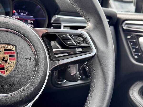 Used Porsche Macan 2017 for sale - 76185808: Photo 35