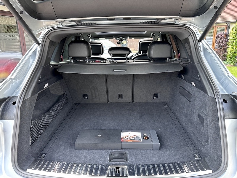 Vehicle 28