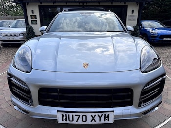 Used Porsche Cayenne 2020 for sale - 75338454: Photo