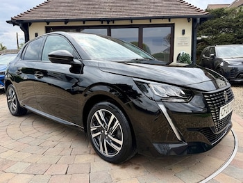 Used Peugeot 208 2023 for sale - 79308442: Photo