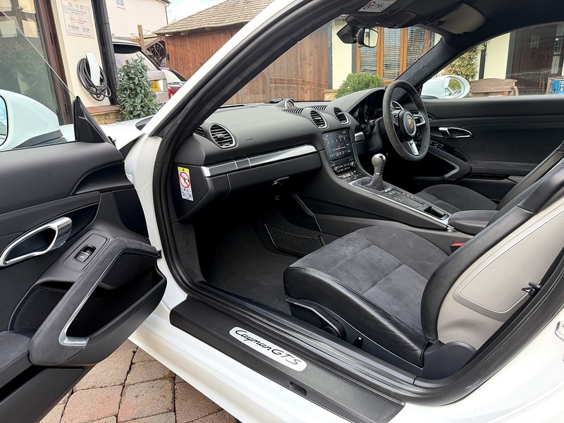 Used Porsche Cayman 2018 for sale - 77264100: Photo 22