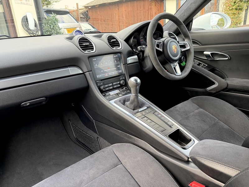 Used Porsche Cayman 2018 for sale - 77264100: Photo 27