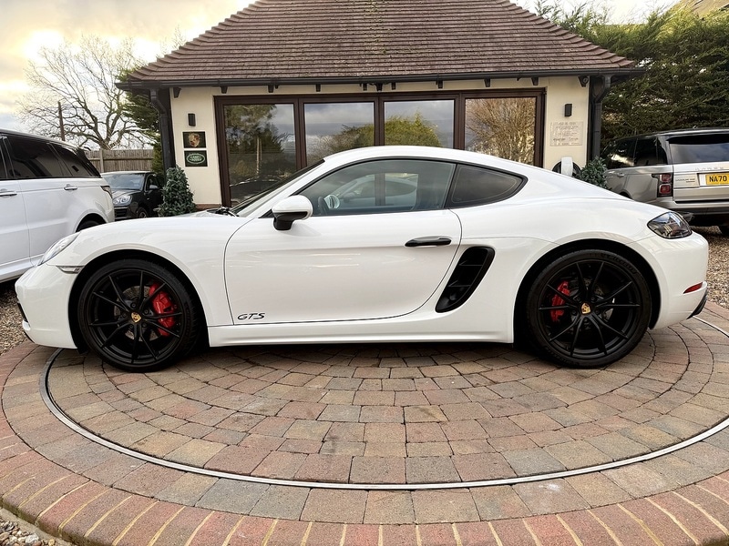 Used Porsche Cayman 2018 for sale - 77264100: Photo 7