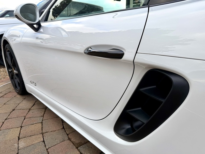 Used Porsche Cayman 2018 for sale - 77264100: Photo 9