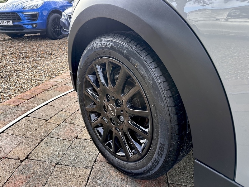 Used MINI Convertible 2021 for sale - 76836641: Photo 11