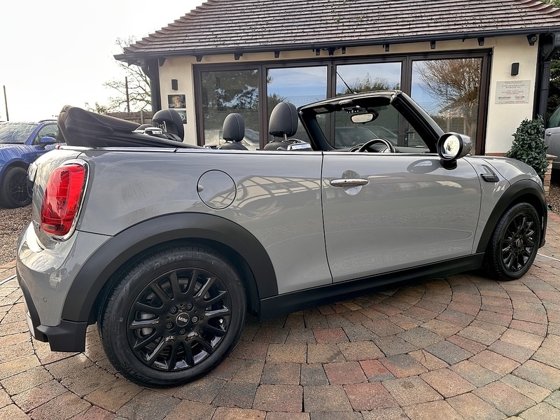 Used MINI Convertible 2021 for sale - 76836641: Photo 25