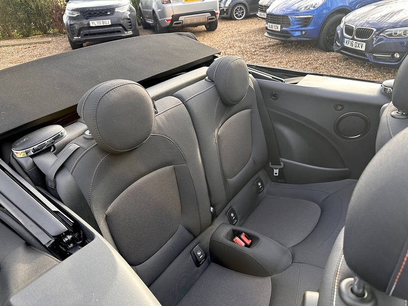 Used MINI Convertible 2021 for sale - 76836641: Photo 26