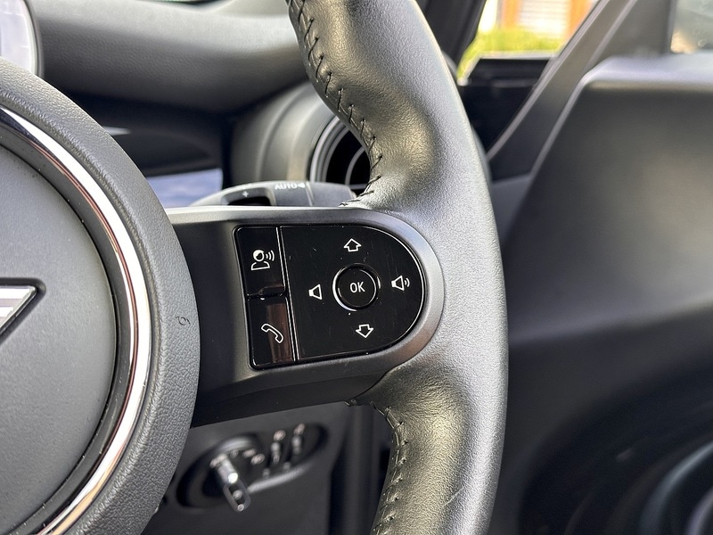 Used MINI Convertible 2021 for sale - 76836641: Photo 42