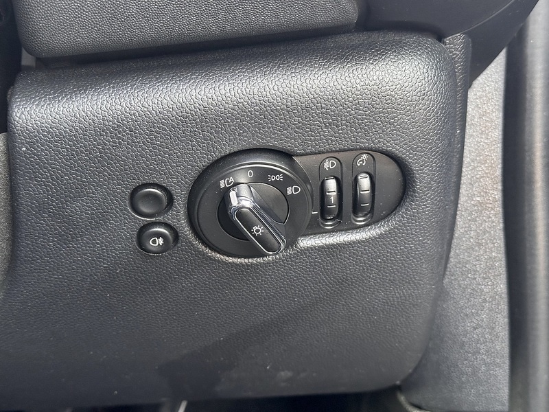 Used MINI Convertible 2021 for sale - 76836641: Photo 43