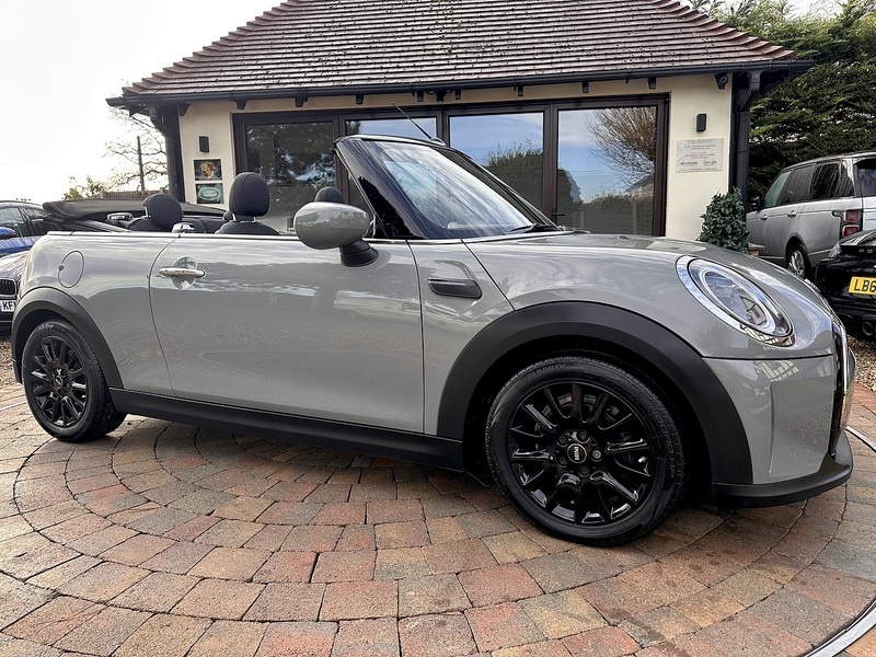 Used MINI Convertible 2021 for sale - 76836641: Photo 9