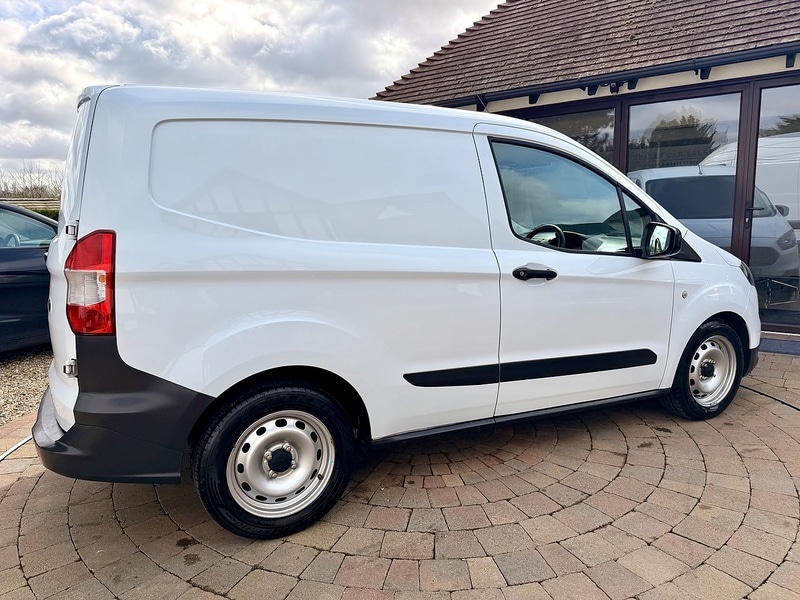 Used Ford Transit Courier 2023 for sale - 77906049: Photo 17