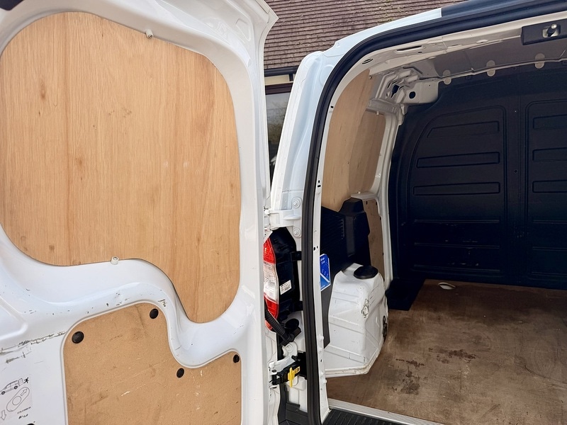 Used Ford Transit Courier 2023 for sale - 77906049: Photo 19