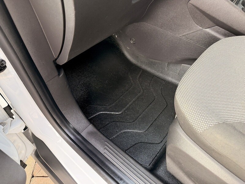 Used Ford Transit Courier 2023 for sale - 77906049: Photo 28