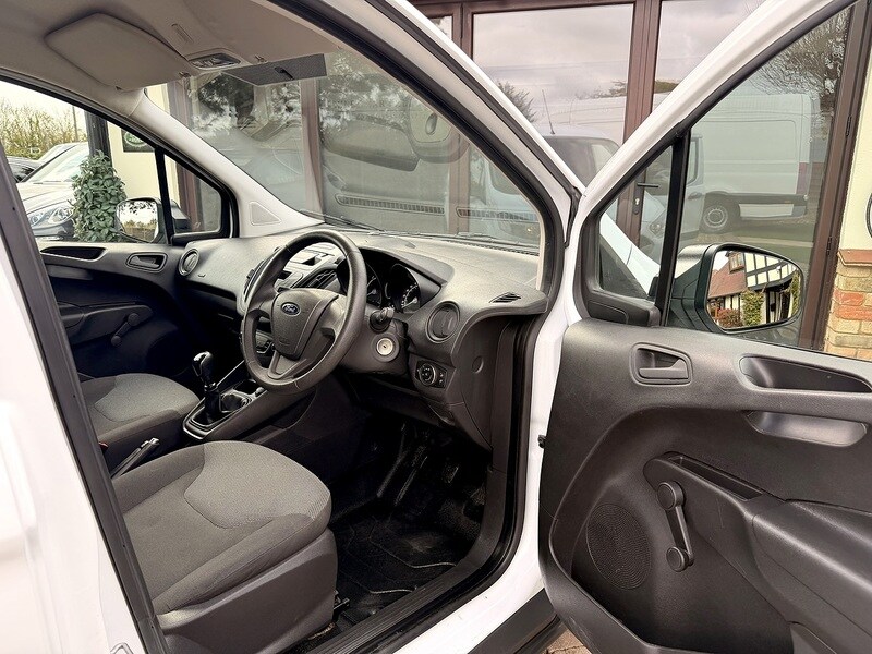 Used Ford Transit Courier 2023 for sale - 77906049: Photo 29