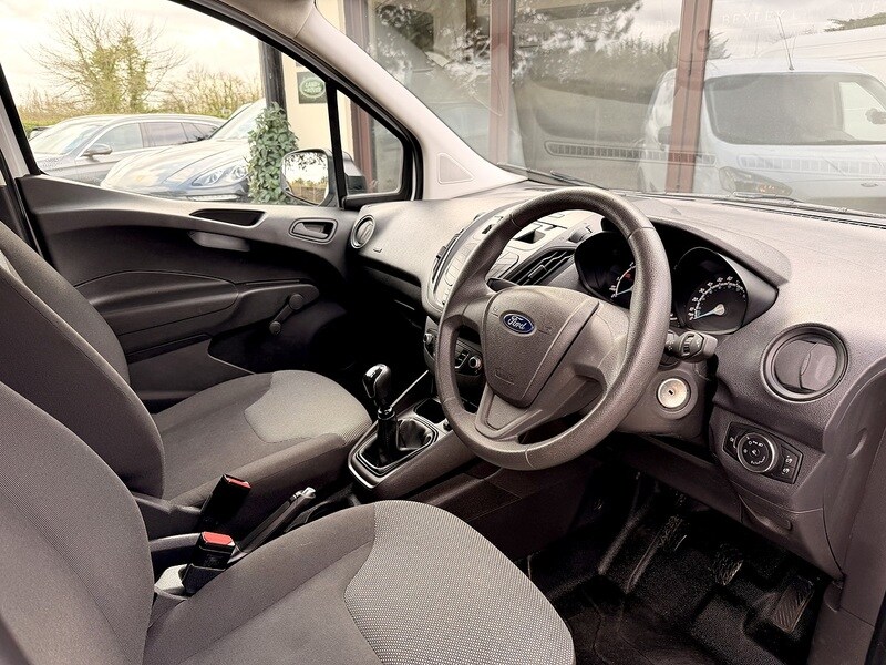 Used Ford Transit Courier 2023 for sale - 77906049: Photo 31