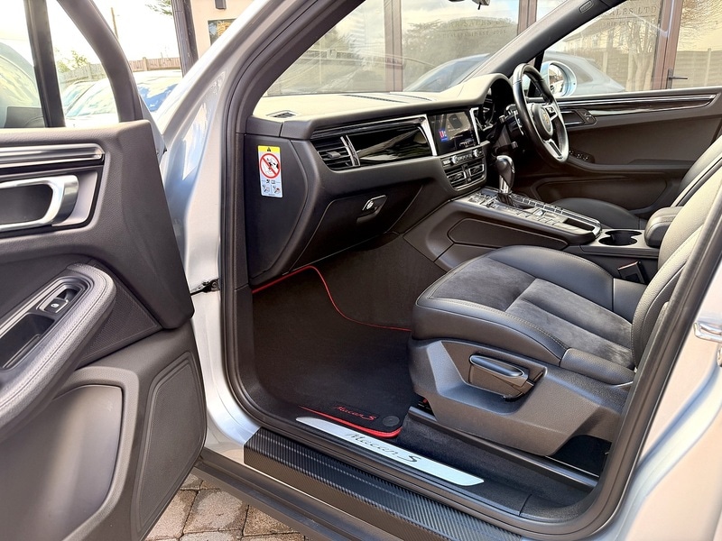 Used Porsche Macan 2019 for sale - 77655755: Photo 38