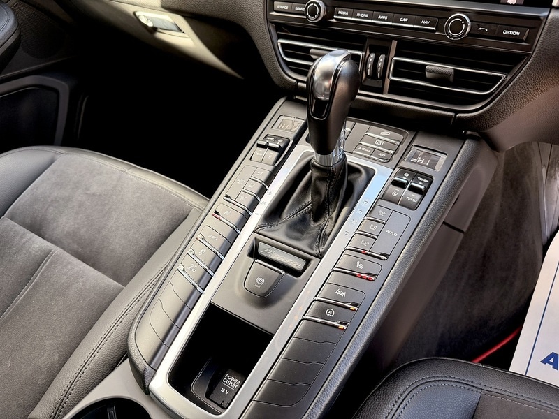 Used Porsche Macan 2019 for sale - 77655755: Photo 57