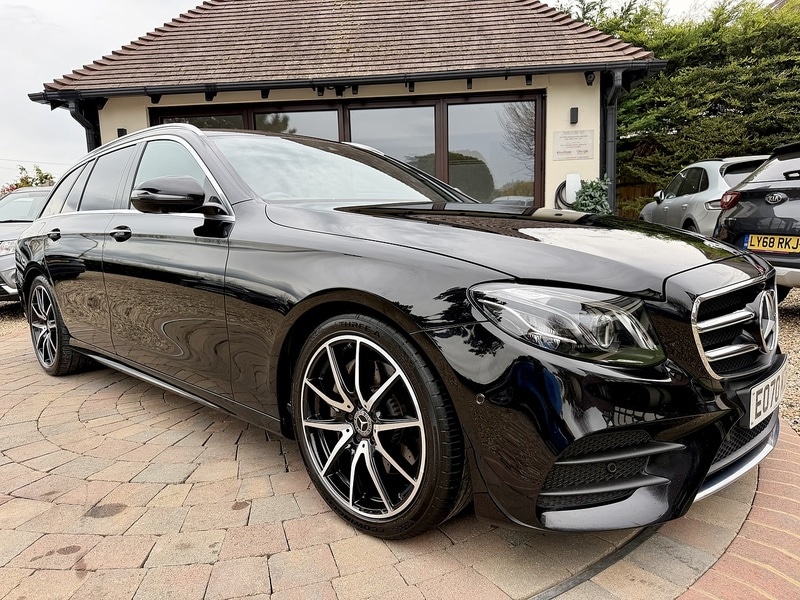 Used Mercedes-Benz E Class 2020 for sale - 78197473: Photo 2