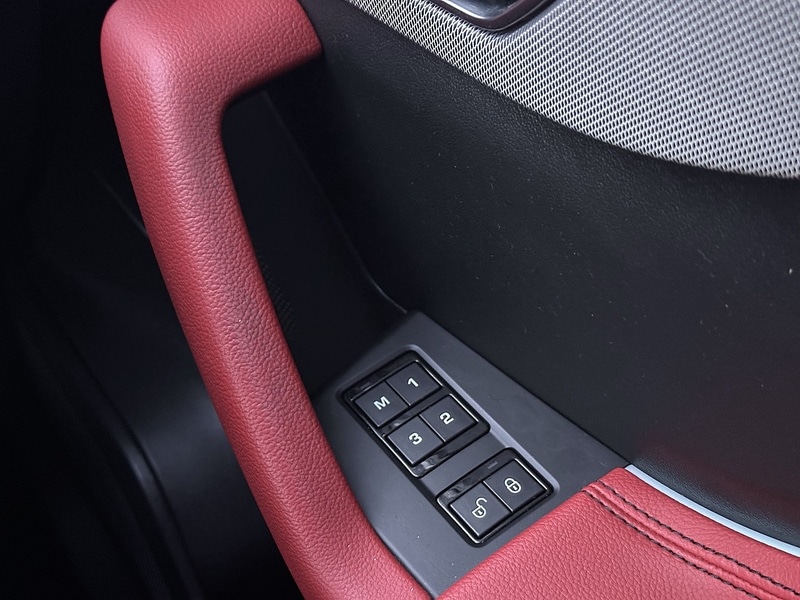 Used Jaguar F-Pace 2016 for sale - 77014661: Photo 43