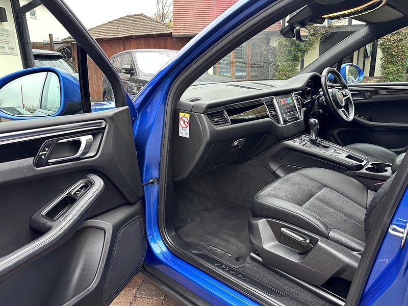 Used Porsche Macan 2018 for sale - 76599933: Photo 23