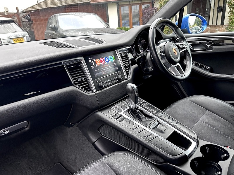 Used Porsche Macan 2018 for sale - 76599933: Photo 26