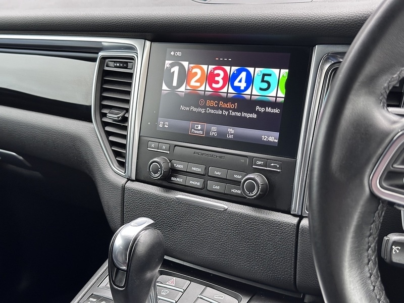 Used Porsche Macan 2018 for sale - 76599933: Photo 38