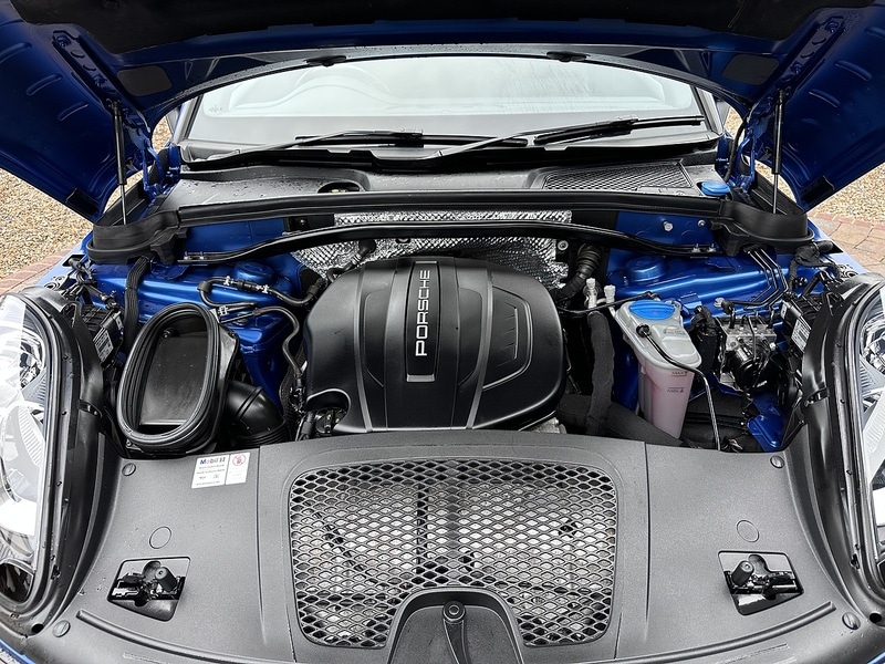 Used Porsche Macan 2018 for sale - 76599933: Photo 51