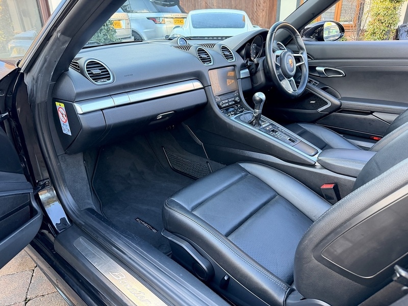 Used Porsche Boxster 2017 for sale - 77572413: Photo 27