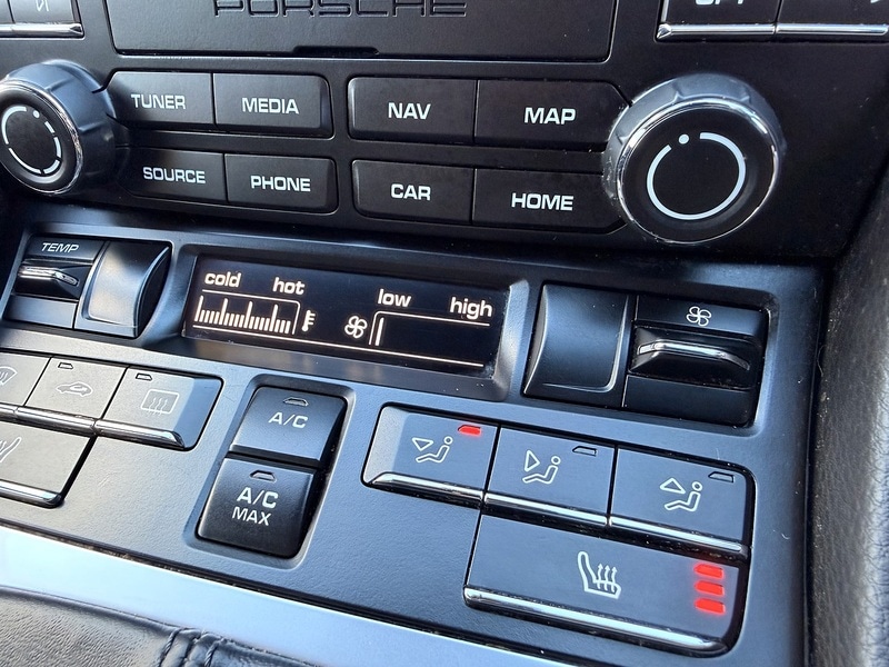 Used Porsche Boxster 2017 for sale - 77572413: Photo 38