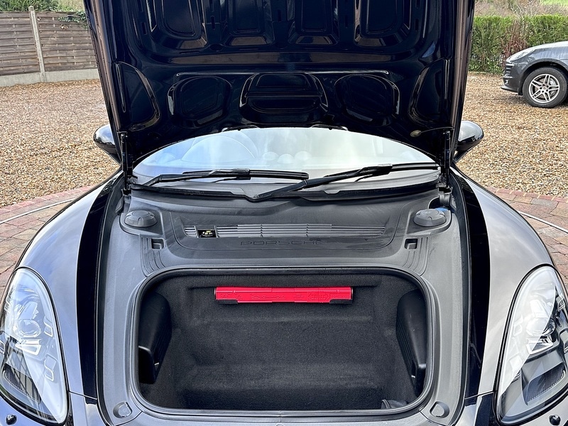 Used Porsche Cayman 2019 for sale - 76686821: Photo 19