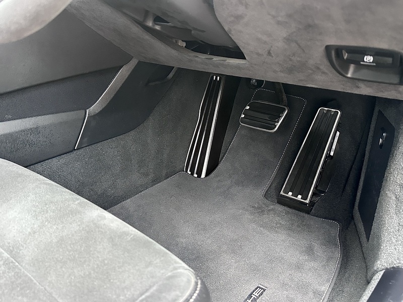 Used Porsche Cayman 2019 for sale - 76686821: Photo 32